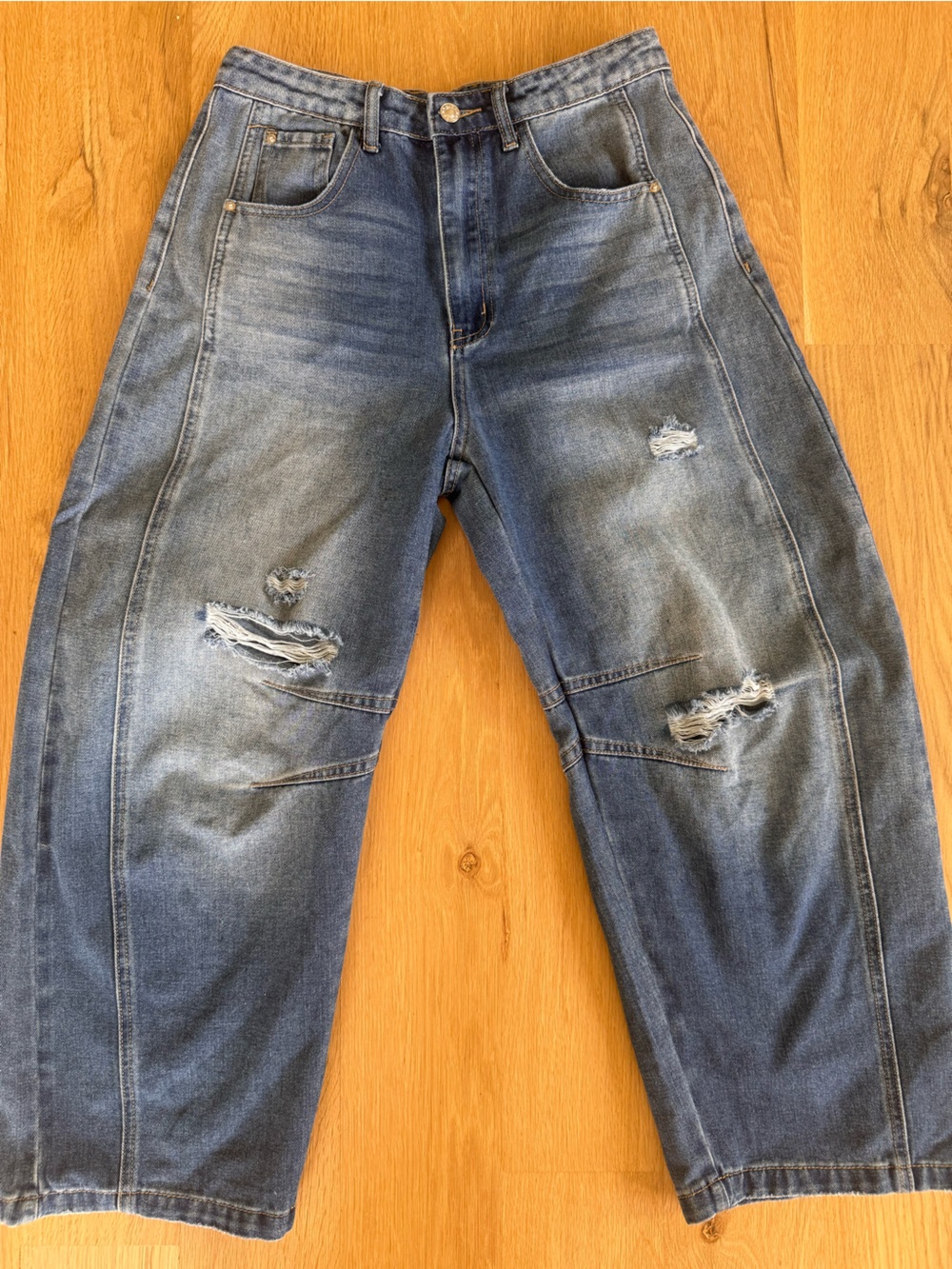 Women’s Barrel Leg Jeans Distressed Wide Leg Cropped Denim Jeans 28x24